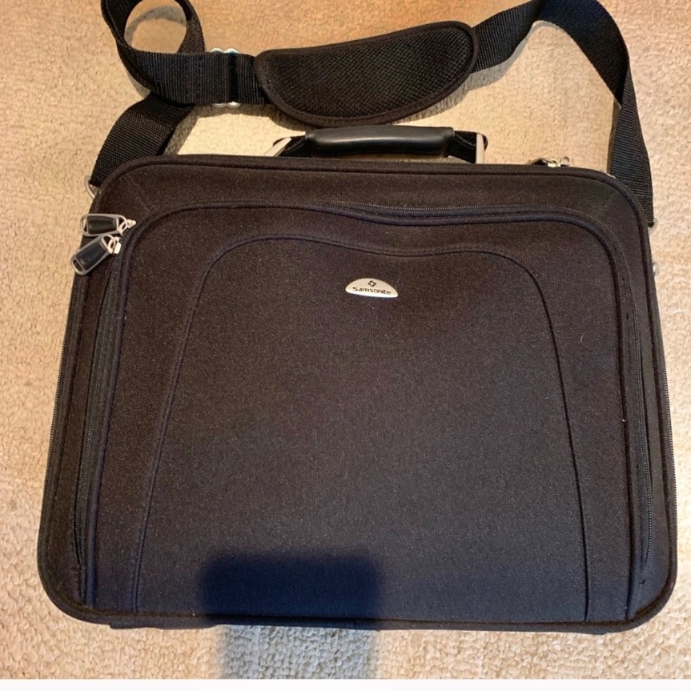 Samsonite Lab Top / Travel / Work Bag / Unisex